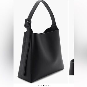 Mango black Women's Tote Bag